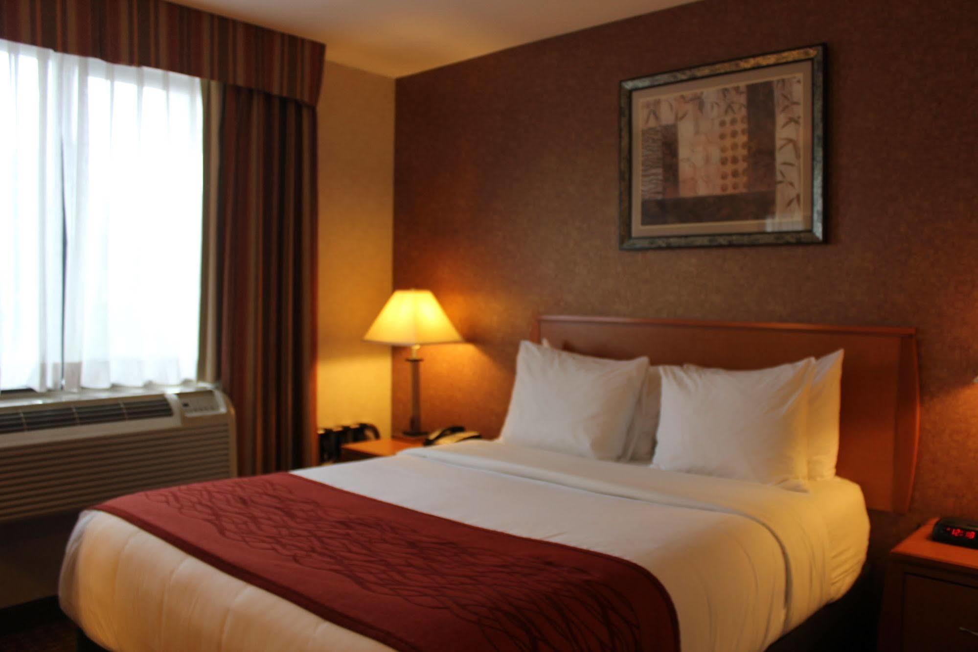Bellerose Inn Bagian luar foto