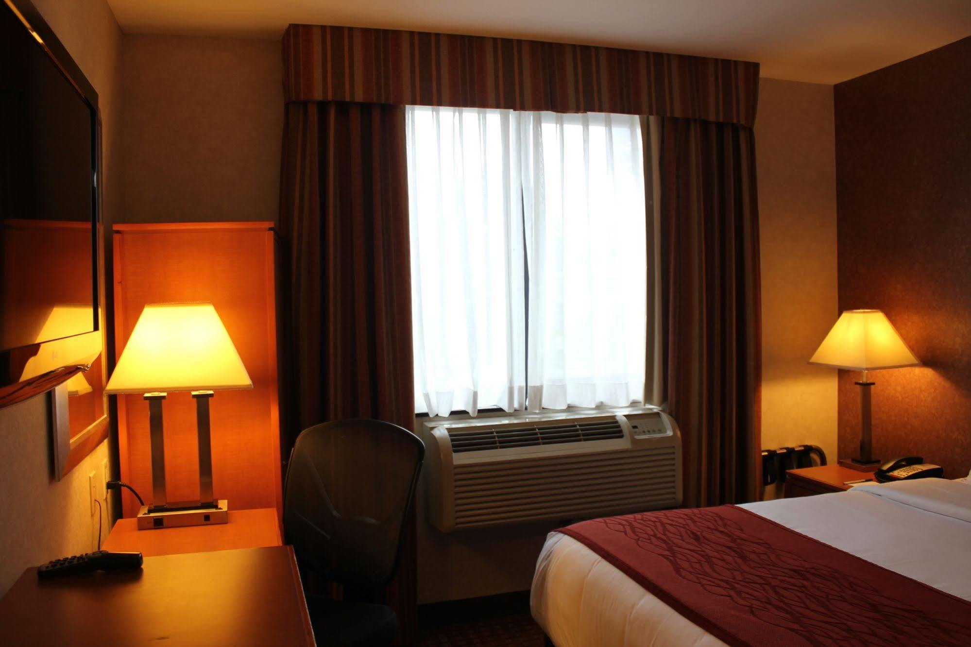 Bellerose Inn Bagian luar foto